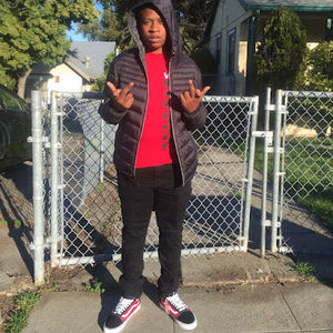 Meet your Posher, Llmari2raw